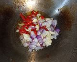Foto langkah ke 4 dari resep Tumis Pare Kikil.
