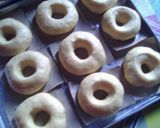 Foto langkah ke 6 dari resep Donat lembut dan enak.