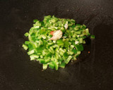 Foto del paso 9 de la receta: Wok de arroz cremoso con pollo,en salsa de pate y pimientos