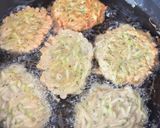 Cukkinis tócsni recept fázis 3 fotója