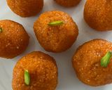 A picture of step 5 of Motichoor ladoo.