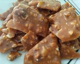 A picture of step 5 of Mix nuts Chikki.