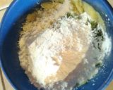 Foto langkah ke 2 dari resep Stik Kentang Keju.