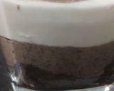 A picture of step 3 of Coffee chocolate mousse with whipped cream.