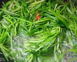 薑絲炒水蓮的食譜步驟3照片