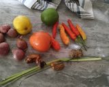 Foto langkah ke 1 dari resep Bandeng Kuah Kuning.