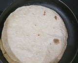A picture of step 2 of Healthy Roti wraps.