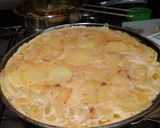 Foto del paso 6 de la receta: Tortilla de patatas con cebolla