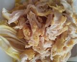 Foto del paso 3 de la receta: Calabacines🍱con pollo🍗en salsa de tomate🍅🥘🥙
