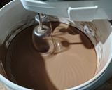 Foto langkah ke 4 dari resep Bolu Coklat (All in Method).