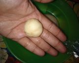 Foto langkah ke 4 dari resep Bola Singkong Coklat Lumer.