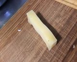 Une image de l'étape 7 de Salade d'endives et Castelfranco aux pignons de pin et leerdammer.