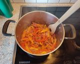 Une image de l'étape 2 de Chili con carne et riz.