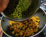 A picture of step 5 of Beans cooked with flavoured dal (Beans paruppu usli).