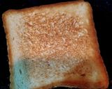 A picture of step 7 of Paneer Sandwich.