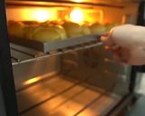 Foto langkah ke 5 dari resep Cream Cheese Garlic Bread /Roti ala Korea.