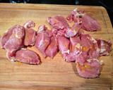 Foto del paso 1 de la receta: Solomillo de cerdo con salsa de champiñones