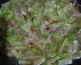 Foto langkah ke 4 dari resep Tumis Labu siam Toge.