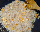 Foto langkah ke 4 dari resep Nasi Goreng Kimchi.