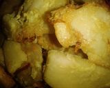 A picture of step 4 of Fried yam with egg.