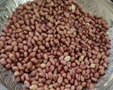 A picture of step 1 of Groundnut laddu.