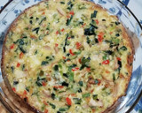 Foto del paso 4 de la receta: Tarta sin masa de pollo reciclado y vegetales. Cena light!