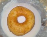 A picture of step 8 of Banana Doughnuts.