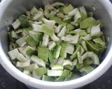 Foto del paso 1 de la receta: Pepinos guisados