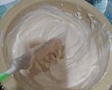 Foto langkah ke 4 dari resep Rainbow Cake Ny.Liem versi Kukus lapis buttercream Lembut Enak.