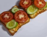 Foto langkah ke 3 dari resep Spicy Egg Sandwich.