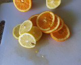 Foto del paso 2 de la receta: Dorada a la naranja y limón