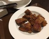 รูปขั้นตอนการทำที่ 4 ของ หมูทอดกระเทียม