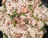 Foto del paso 7 de la receta: Arroz frito con setas y espárragos
