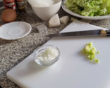 Foto del paso 2 de la receta: Sopa de Repollo con fideos chinos y huevo cocido