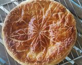 Une image de l'étape 6 de Galette amande-compote.