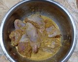 Foto langkah ke 3 dari resep Meal Prep | 3 Resep Ayam Goreng Aromatik.
