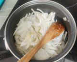 Foto del paso 2 de la receta: Cebolla caramelizada