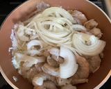 A picture of step 2 of Garlic Shrimp Stir-Fry with Peppers & Onions.