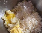 Foto langkah ke 2 dari resep Schotel Kentang Isi Sayur | Pizza Kentang Mozarella.