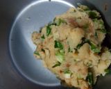 Foto langkah ke 3 dari resep Kentang isi bakso.