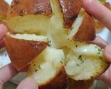 Foto langkah ke 9 dari resep Korean Cream Cheese Garlic Bread.