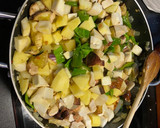 Foto del paso 3 de la receta: Guiso de Boletus con verduras