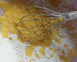 Foto langkah ke 3 dari resep Pumpkin Dorayaki With Red Bean Paste #151.