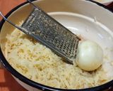 Krumplis palacsinta (nyers krumpliból) recept fázis 1 fotója