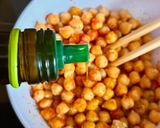 Une image de l'étape 2 de 🌱 Pois chiches épicés rôtis.
