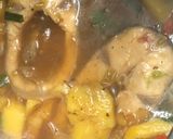 Hình bước làm 2 của món Cá ba sa kho khóm (dứa)