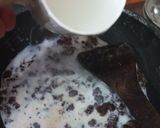 A picture of step 3 of Chikoo Ragi Halwa.