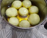 A picture of step 5 of Sooji Rosogulla.