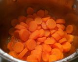 Túrós fasírozott, párolt sárgarépával 🥕 recept fázis 2 fotója