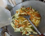 Foto langkah ke 3 dari resep Sayur Kelo Santan Labu Siam, Telor Puyuh, Kacang Panjang, Tempe, Wortel.